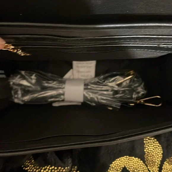 Badgley Mischka bundle - Picture 9 of 9